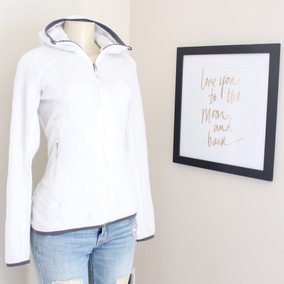 Patagonia Full Zip Sweater⭐️ white, size medium - Picture 1 of 14